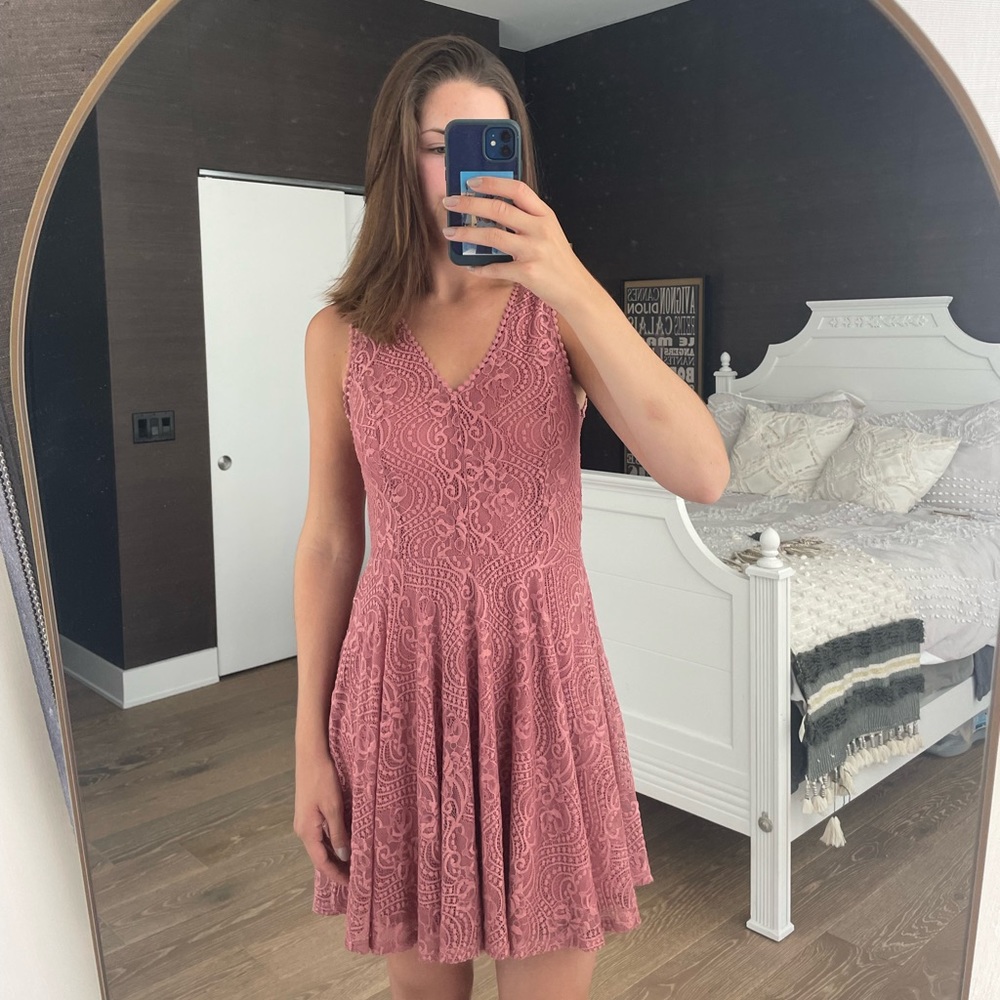 Francescas Pink 💗 formal lace skater dress